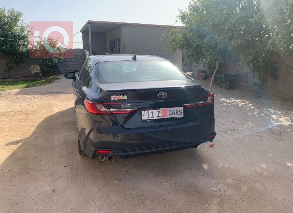 تۆیۆتا کامری